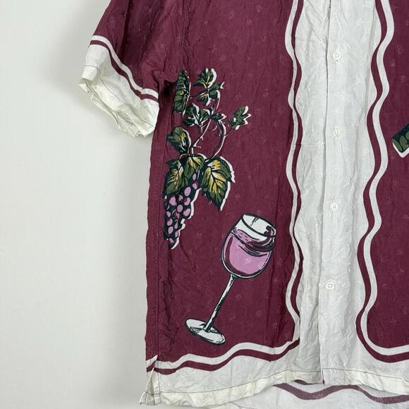 Abercrombie & Fitch Wine Print Camp Shirt  100% Viscose Grapes Size M Burgundy - Picture 3 of 10